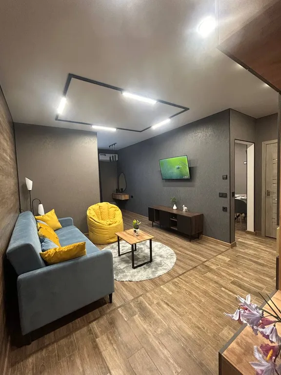 Уютная дизайнерская квартира