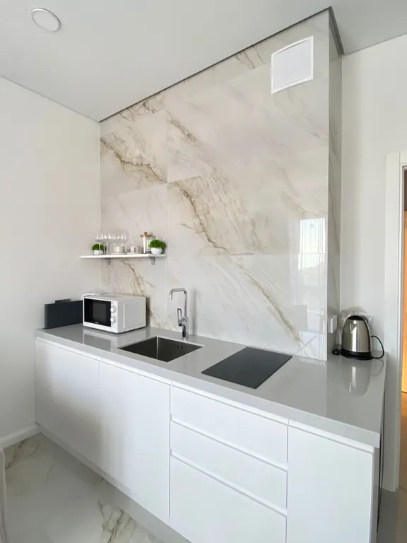 Апартаменты с видом на море и горы