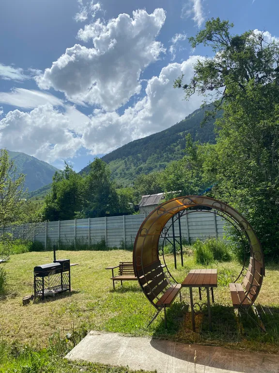 Шале у реки