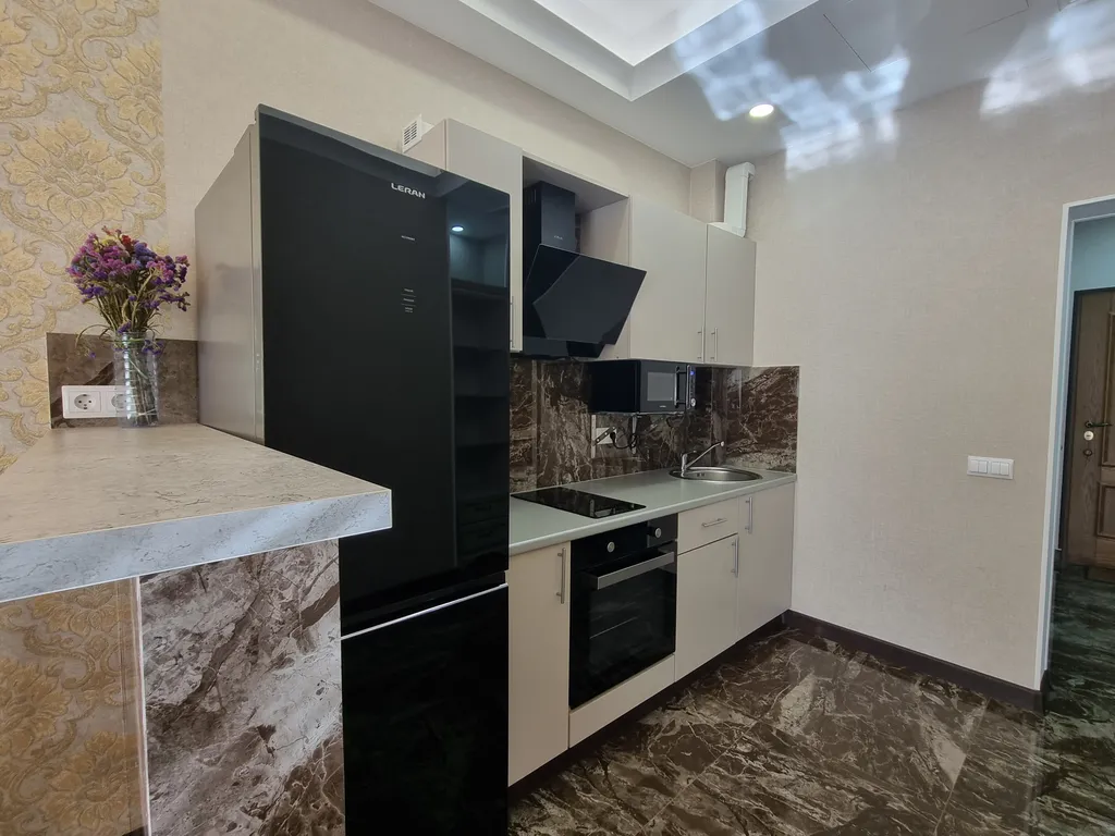 Aпаpтaмeнт люкс c баcсейном и теpрaсой нa набеpeжной