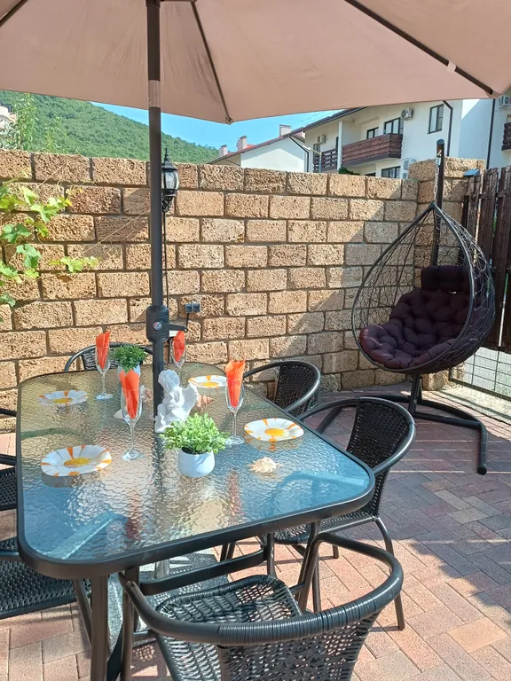 Двухуровневые апартаменты "ОРАНЖ"