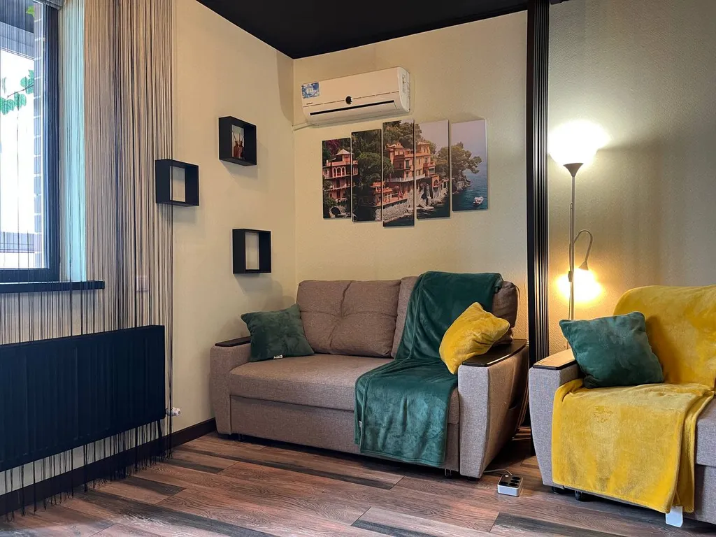 Студия с видом на бухту и горы