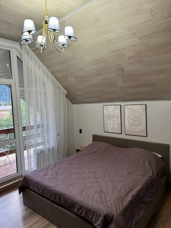 Коттедж с апартаментами DEMAAR Dombay