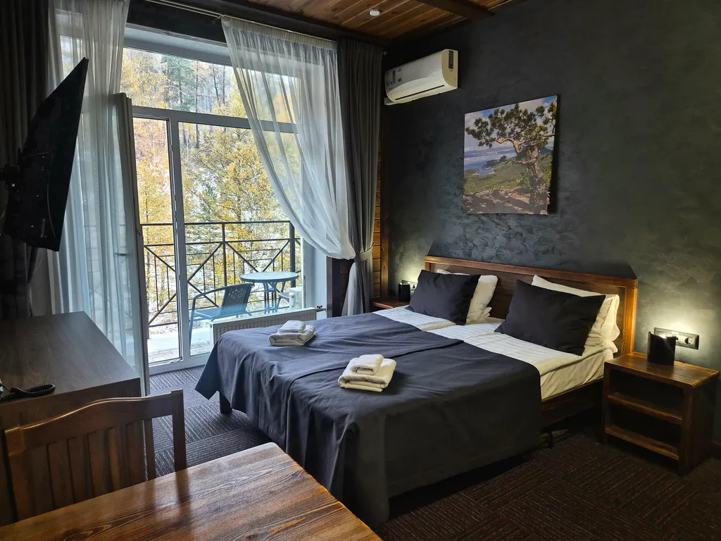 Квартира Студия в стиле шале с видом на лес, комфорт достойного вас уровня — аренда посуточно в Сыростан