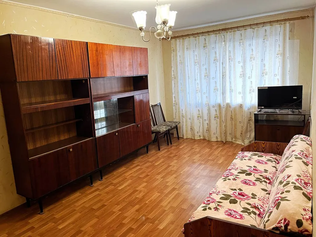 Квартира 2-комнатная Квартира — Луганск