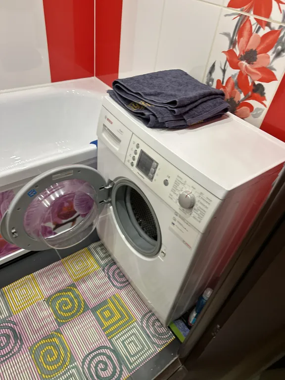 Благоустроенная 1-комнатная квартира, помогу с экскурсиями в заполярье