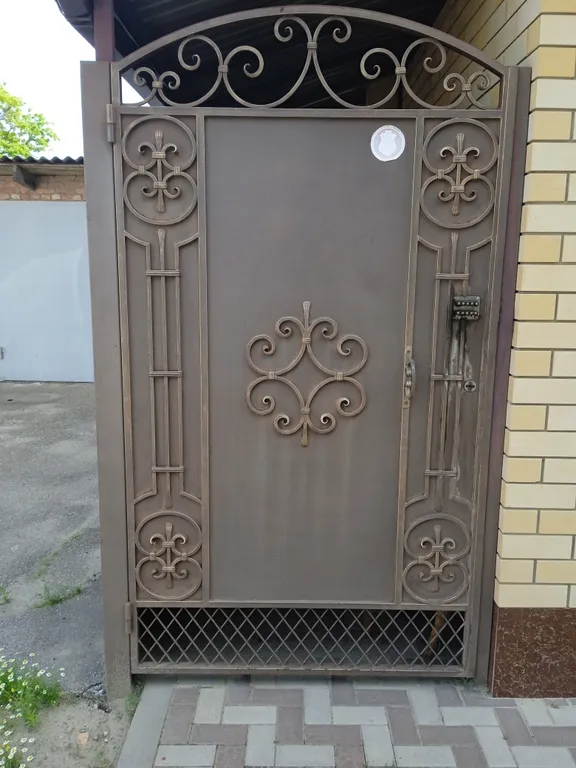 Элитный 2-х этажный дом целиком под ключ без хозяина, комильфо центр