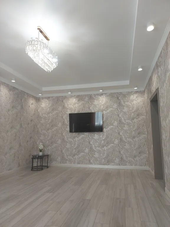 Новый дом в живописной местности ( 5 минут до аэропорта)