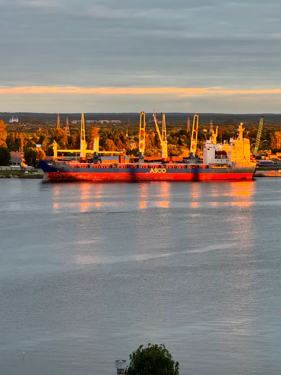 Квартира в центре города с видом на реку