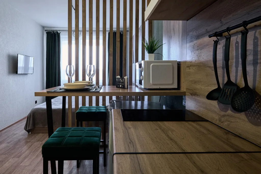 Студия №8 с видом на реку