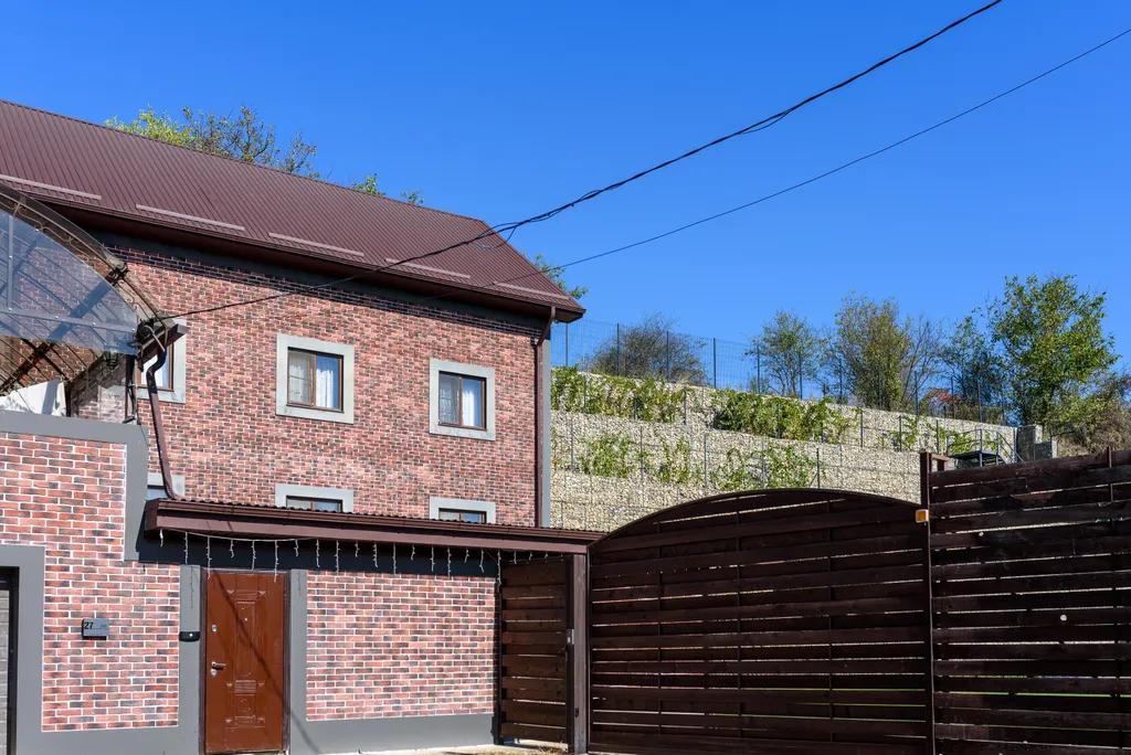 Дом в горах с подогреваемым бассейном в Адыгее