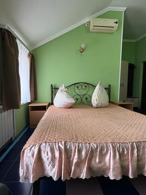 Уютный гостевой домик в центре поселка