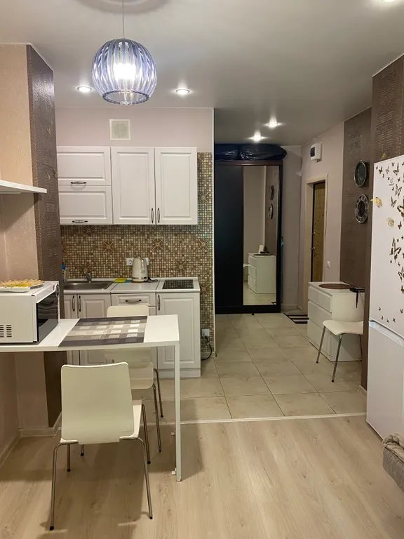 Уютная студия на Светлане