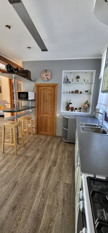 Просторный дом в центре заповедника