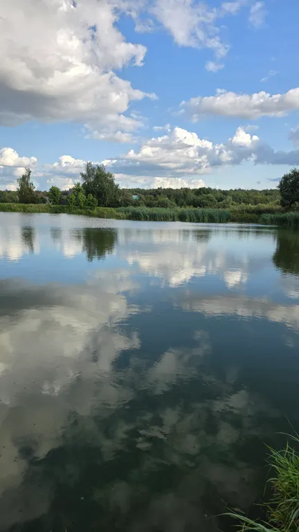 Уютный домик для отдыха с верандой и костровой зоной