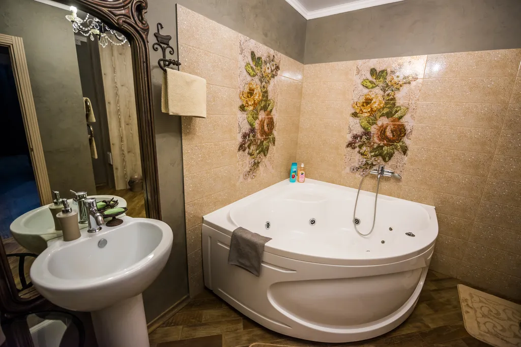 Элитная квартира с джакузи у Волги