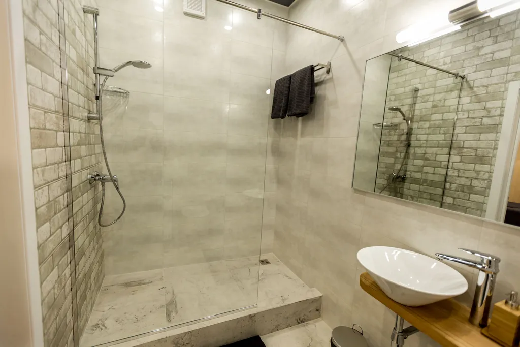 Апартамент люкс с видом на Золотой Мост и залив.