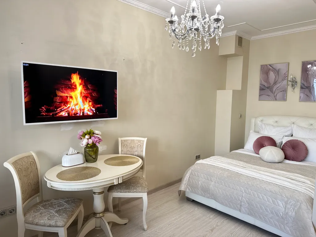 Дизайнерская студия с кондиционером в ЖК Крепость, центр города