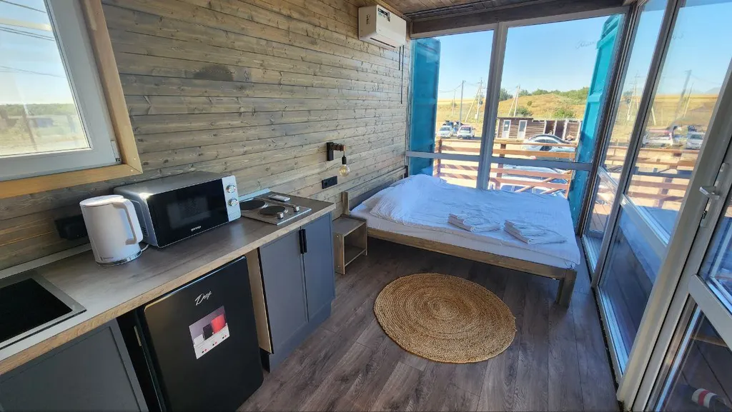 Уютная студия на берегу Голубого озера