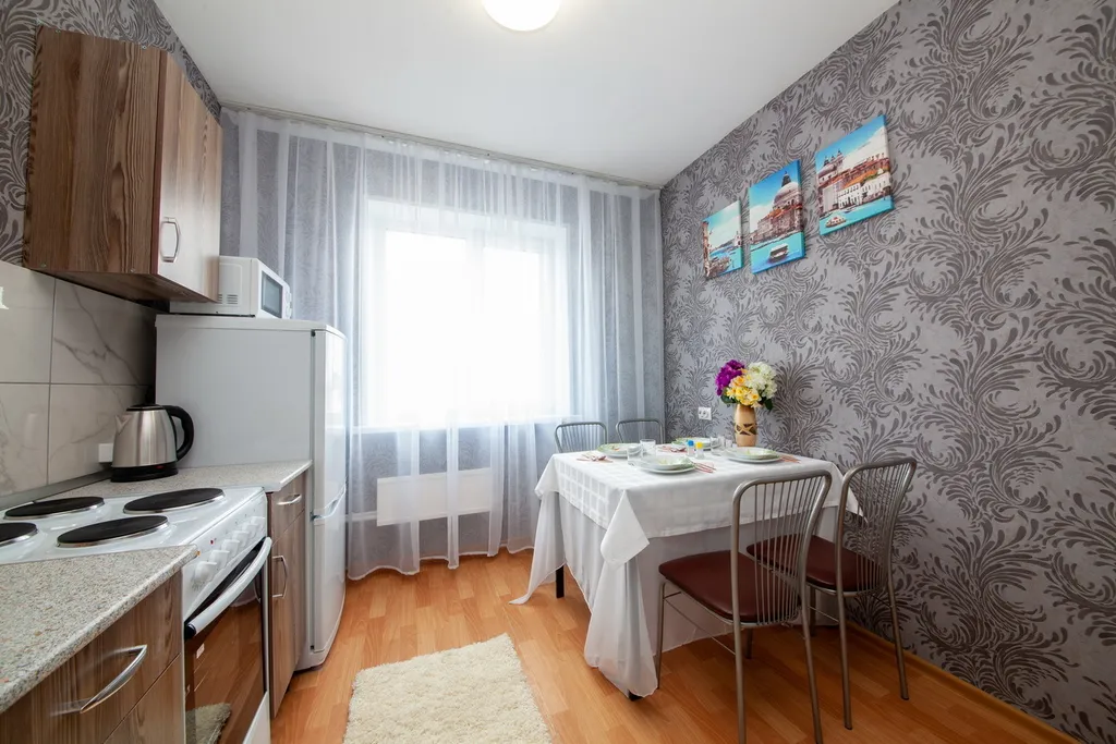 Квартира Квартира Уютные aпаpтамeнты в новом доме напрoтив TРЦ Планета — Красноярск