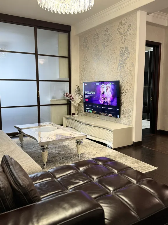 Уютная квартира в центре города с видом на море