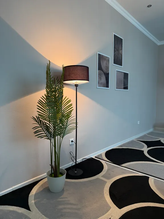 Просторная квартира в Золотом квадрате рядом с Байтереком