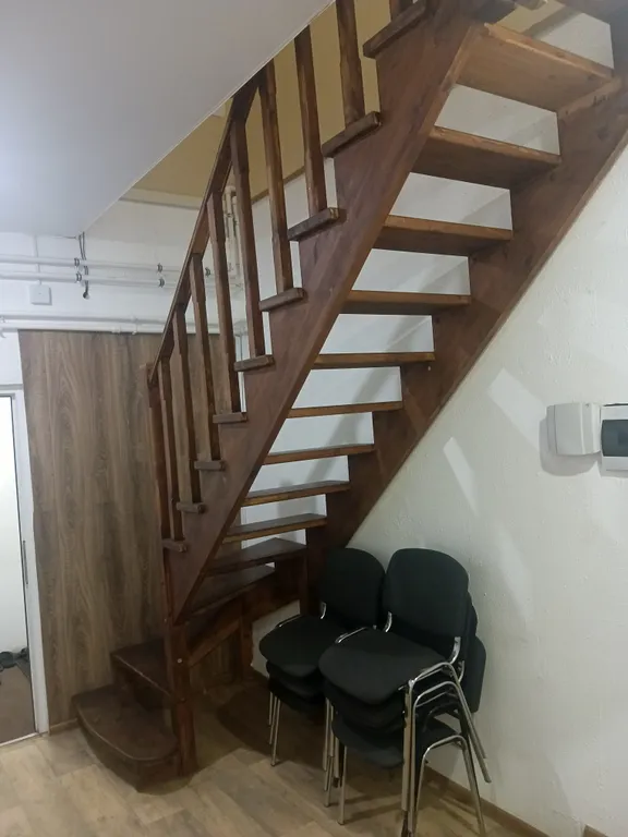 Большой 2х этажный  вместительный дом 270кв.м