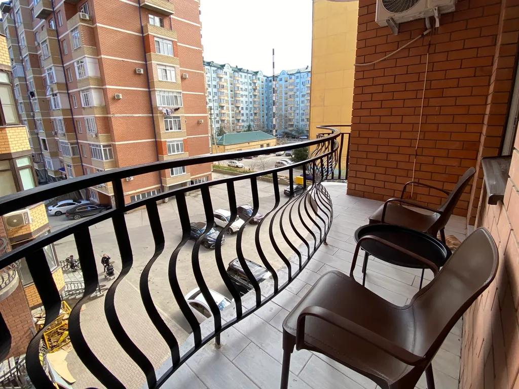 Комфортная, чистая, просторная квартира в 7 минутах до моря