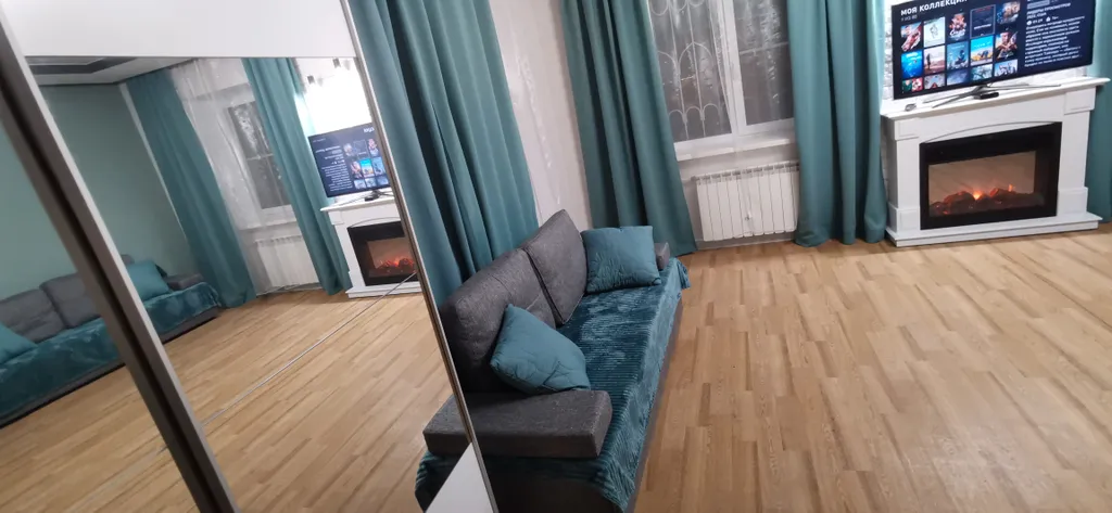 Коттедж Часть дома в частном на первом этаже с большим бассейном — Волгоград