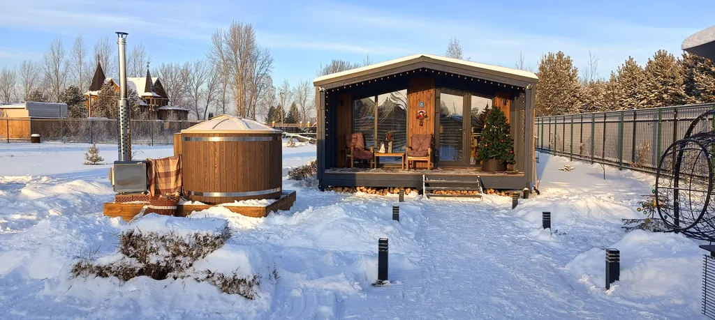 Коттедж БарнОтдых с купелью, рядом лес и река — аренда посуточно в Тюмень