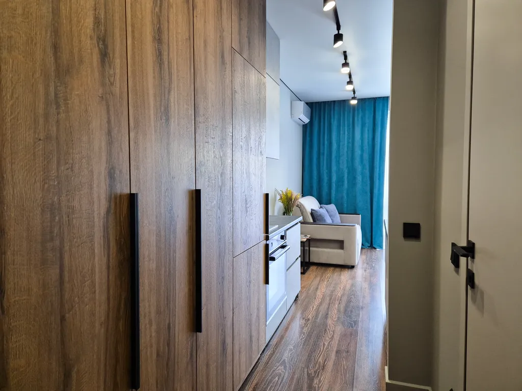 Уютная студия с ванной и прекрасным видом на реку и лес