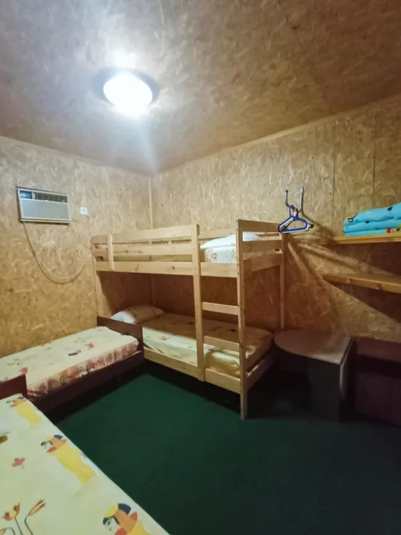 Домик на берегу реки