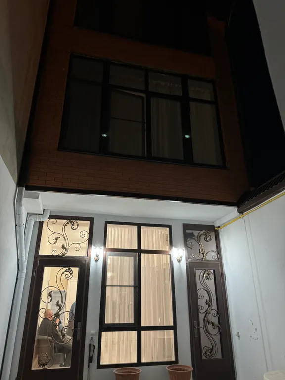 Уютный домик в центре города