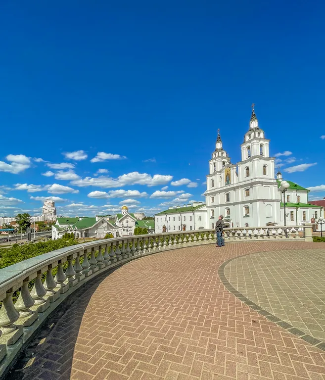 Трехкомнатные апартаменты Ladgorna возле ГУМа