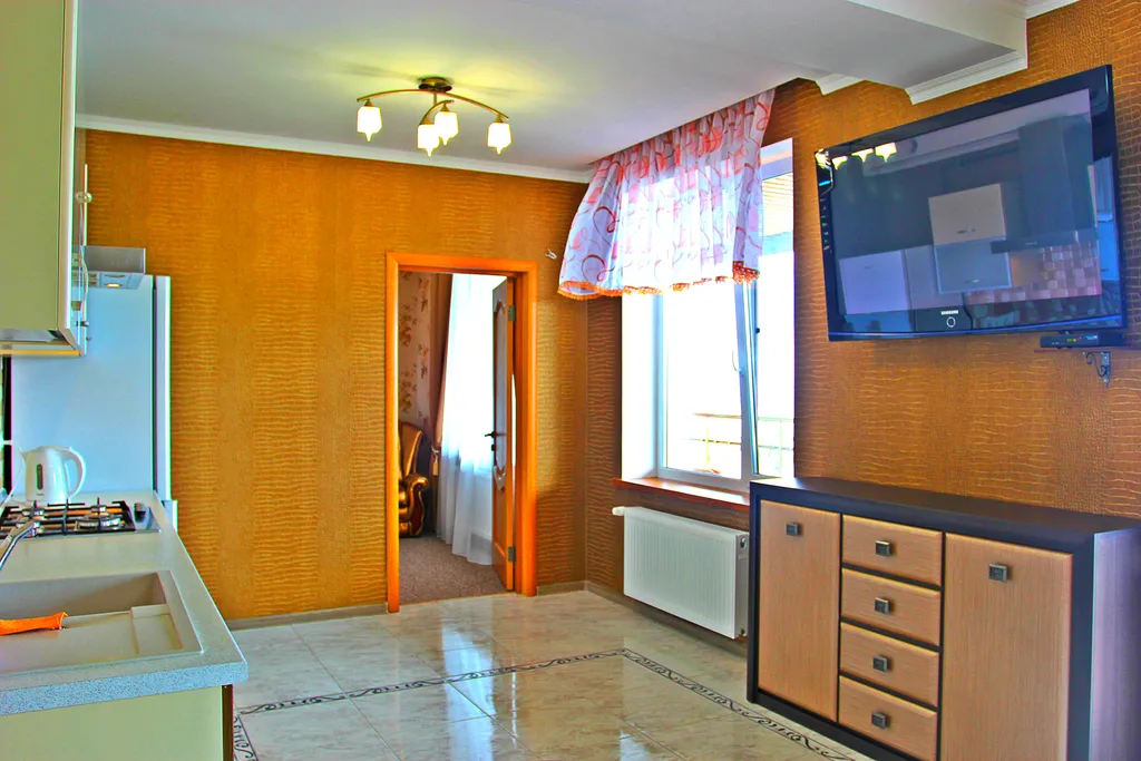 Дом с бассейном