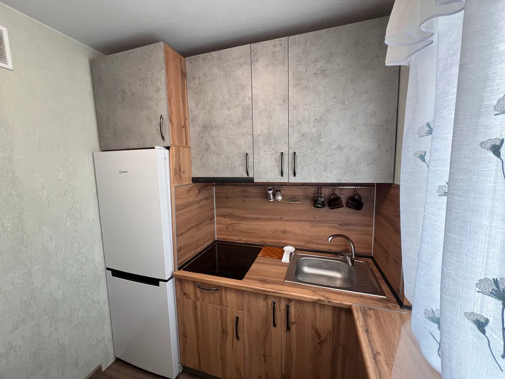 Уютная, светлая, теплая 1-комнатная квартира в районе жд вокзала