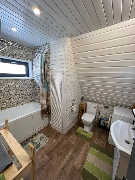 Дом А-фрейм треугольный шалаш в стиле логисты баней и купелью