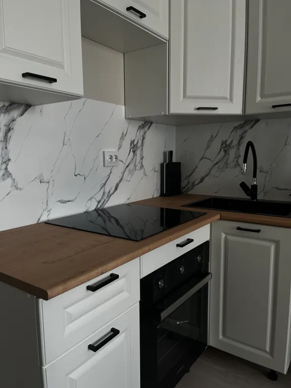 Уютная квартира с видом на Верх-Исетский пруд