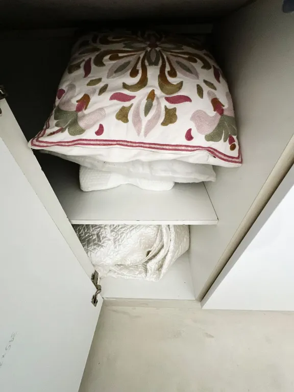 Студия с частным пляжем и видом на море на острове Марджан