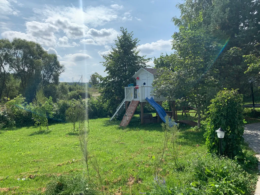 Вилла возле Минска с приватными озёрами