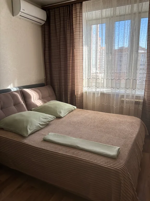 Большая однокомнатная квартира с видом на Китай