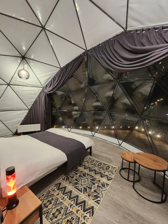 Теплая сфера геокупол на горе - глэмпинг 11 Гор Алтая (Белокуриха)