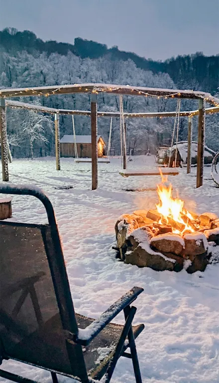 Двухэтажный а-фрейм 2 с панорамным остеклением и террасой