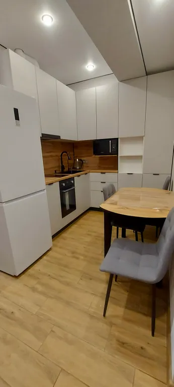 Квартира в Сочи, с подогреваемым бассейном и джакузи, закрытой территорией