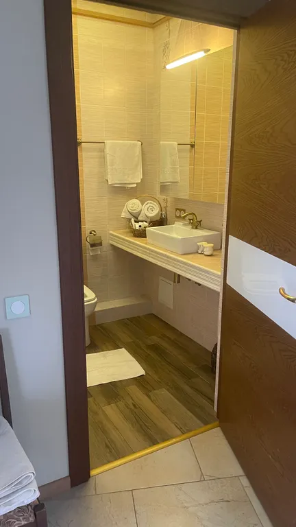 Панорамный 2-комнатный номер, город как на ладони