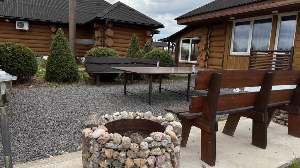 Домик у реки