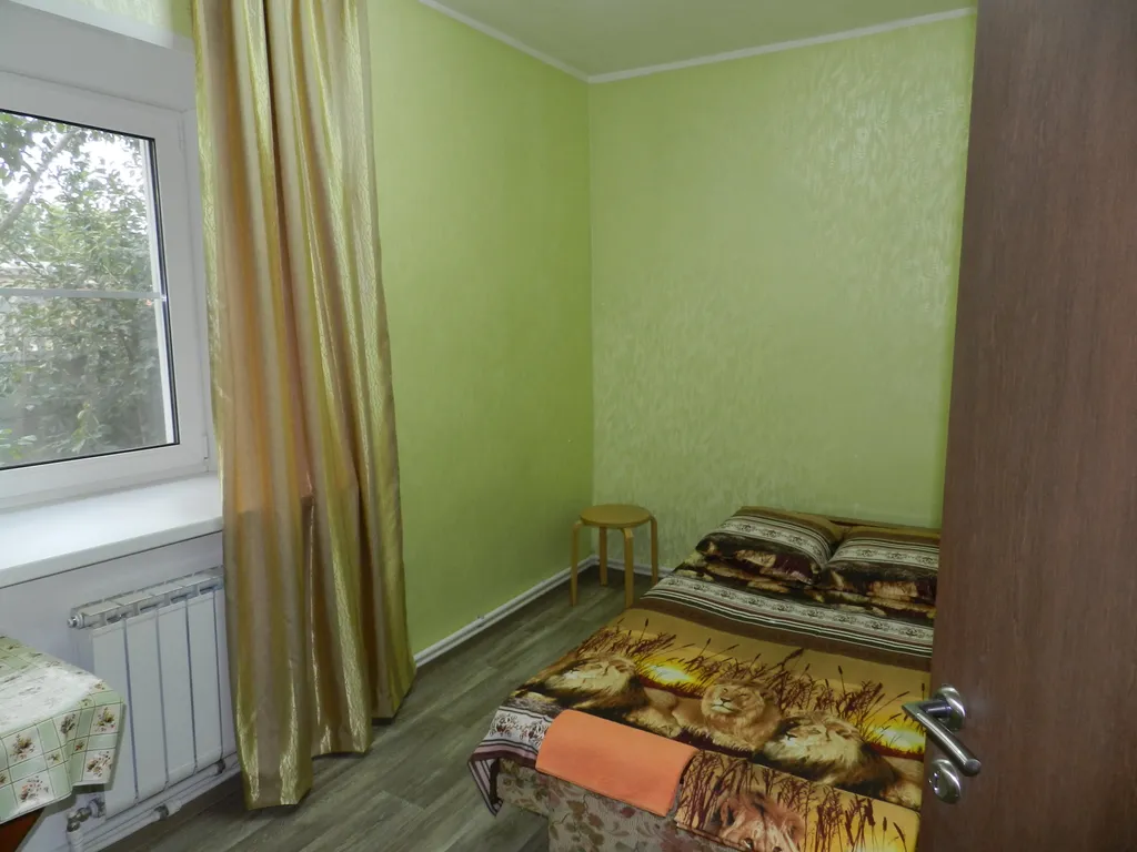 Трёхкомнатная квартира в частном доме