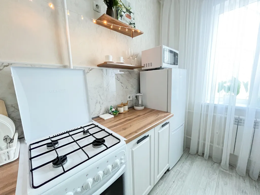 Квартира со свежим ремонтом и мебелью