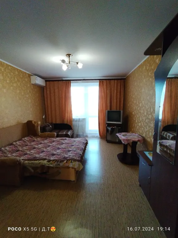 2-комнатная Квартира — аренда посуточно в Феодосия