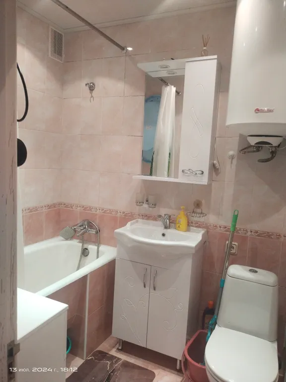 Двухкомнатная квартира в микрорайоне с видом на море и горы